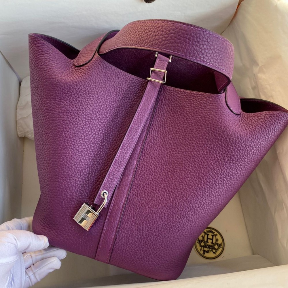 High Quality Replica Hermes Picotin Lock 18 Handmade Bag in Anemone Clemence Leather $ 369 USD