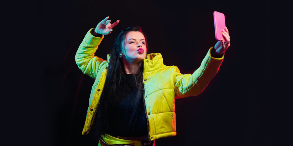 How to Go Viral on TikTok in 2025 Using an SMM Panel